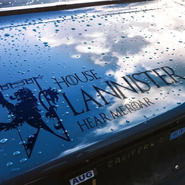 2x Pair House Lannister V1 Lion Hear Me Roar Cersei Joffrey Tyrion Jaime Westeros Seven Kingdoms Thrones GoT Car Vinyl Sticker Decal>