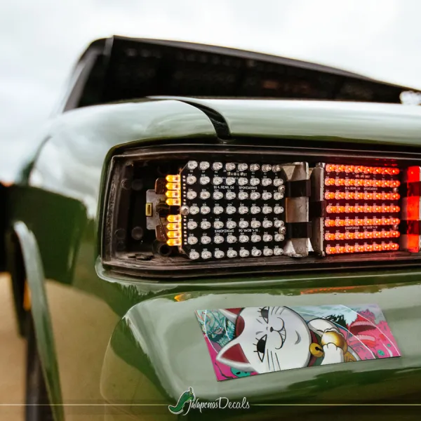 Turbo Granny v4 Yokai Spirit Maneki-Neko Doll Cat Form Speed Golden Kintama Balls Okarun Momo Manga Anime Printed Box Slap Bumper Car Vinyl Sticker Decal>