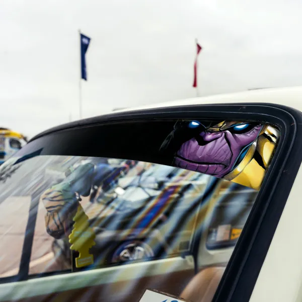 60" Titan Gems Glove V2 Infinity Gauntlet Infinity Comic Sun Strip Printed Windshield Car Vinyl Sticker Decal>