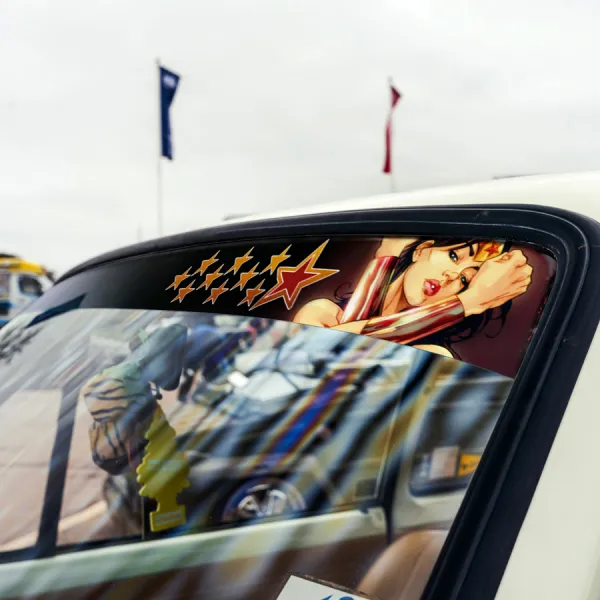 60" Diana Prince Superheroine Stars Woman Comic Justice Sun Strip Printed Windshield Car Vinyl Sticker Decal>